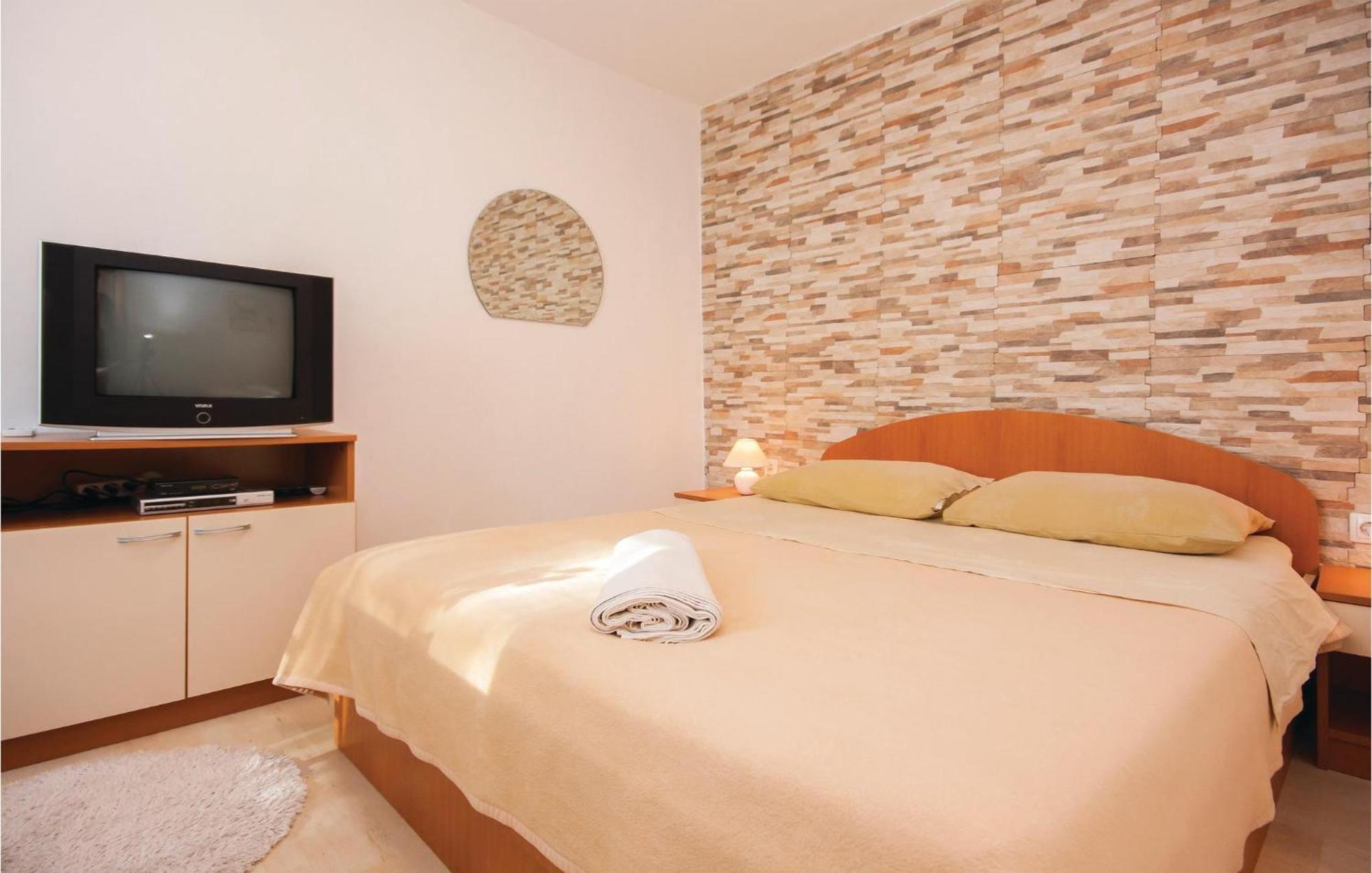 Nice Apartment In Raslina With House Sea View Exteriér fotografie